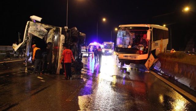 Türkiyədə dəhşətli qəza: 13 nəfər öldü